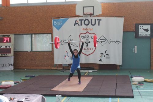 Dommage a l'épaule jeté, les bras ne sont pas tendu au jeté...E. Jeté 25kg