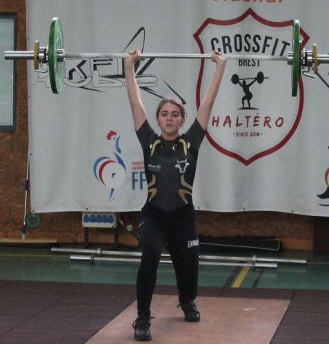 Beau jeté Chloé, beau record.... E. jeté 48kg Total 164kg